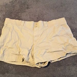 Woman’s 16w shorts euc